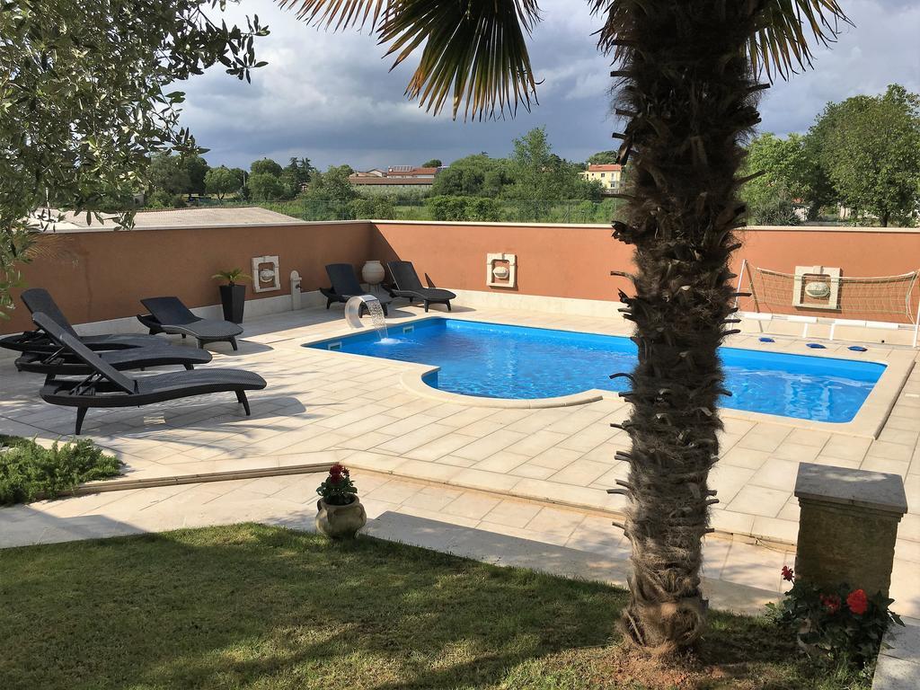 Apartments Barbara Poreč Dış mekan fotoğraf